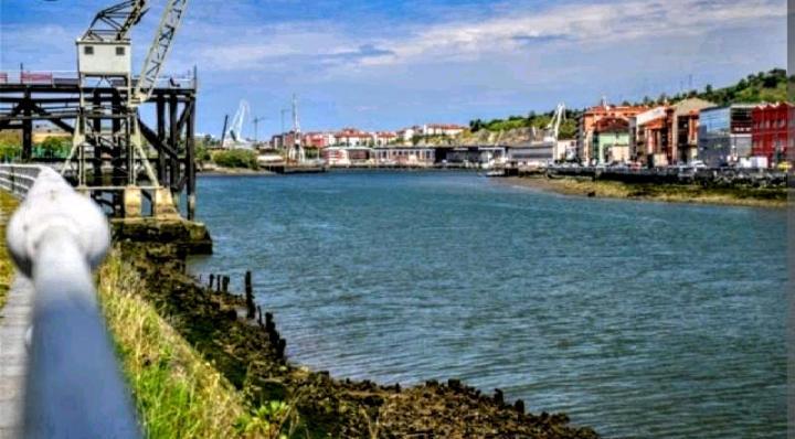 Riverside Barakaldo Zewnętrze zdjęcie